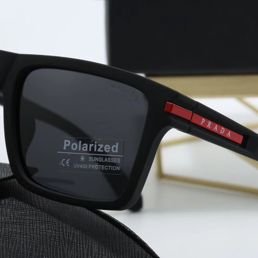 Gafas de sol retro con montura cuadrada