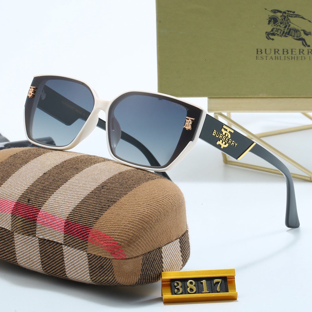 Gafas de sol con montura cuadrada