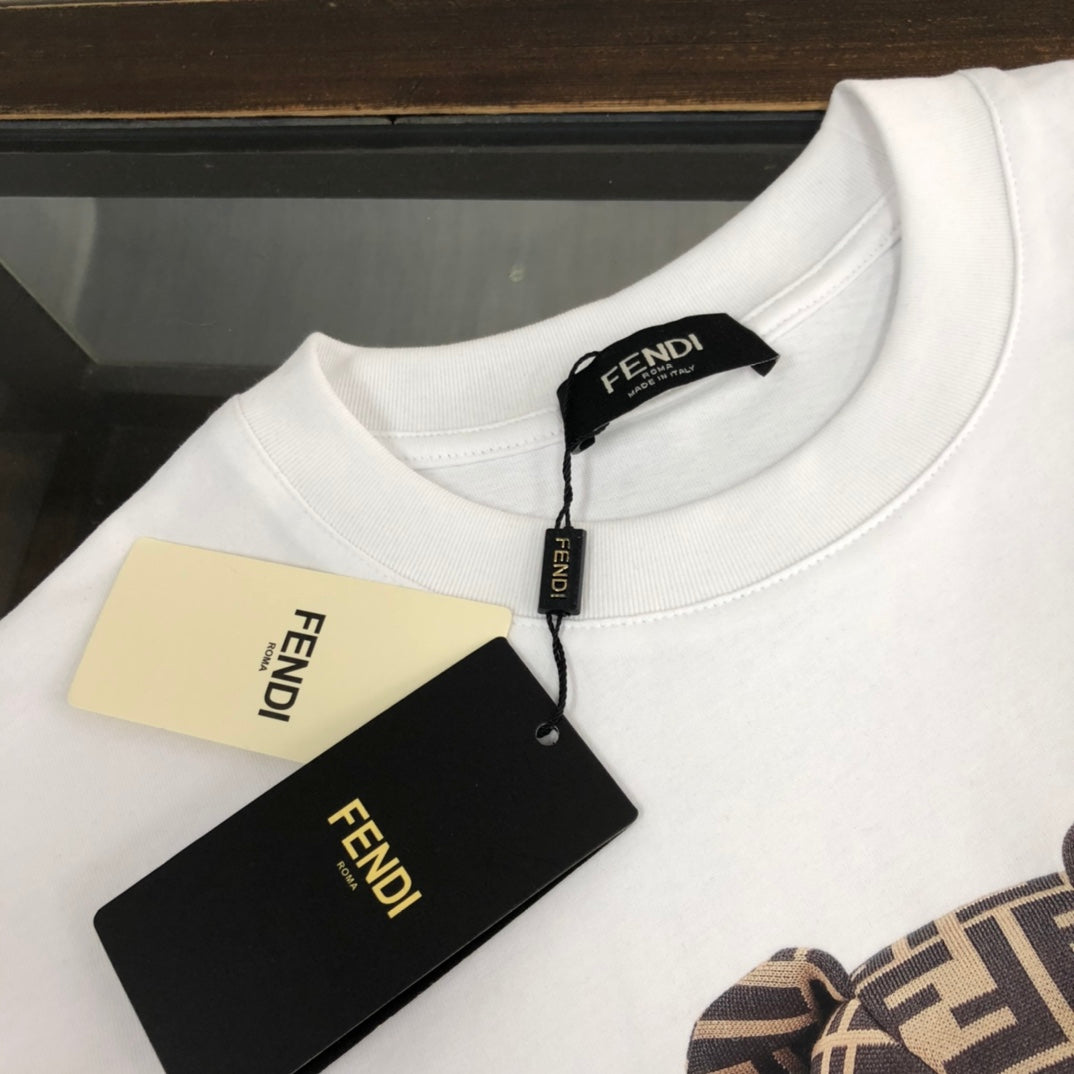 Camiseta con estampado de oso
