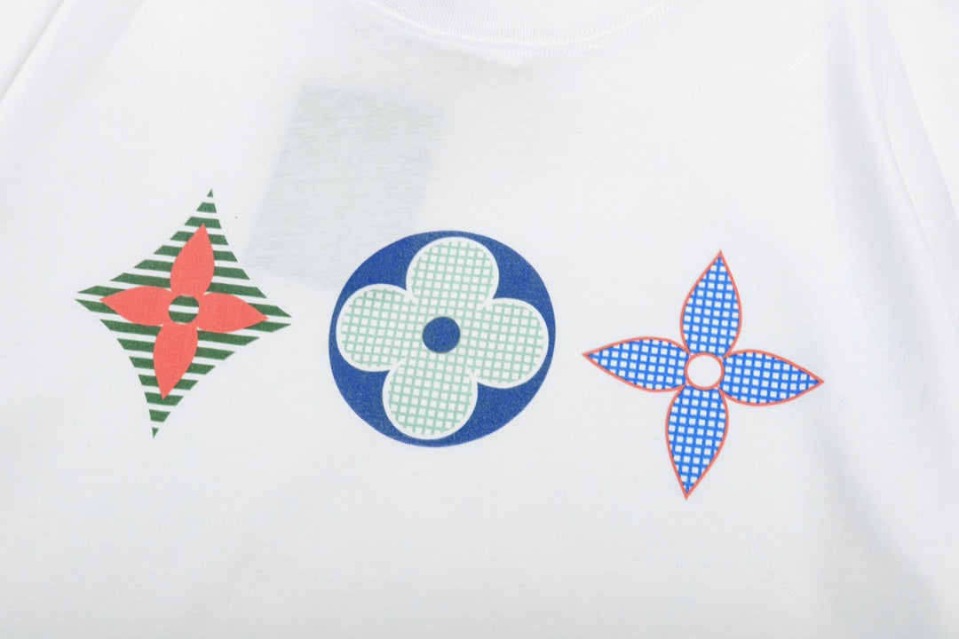 Camiseta con estampado de tres jacquards