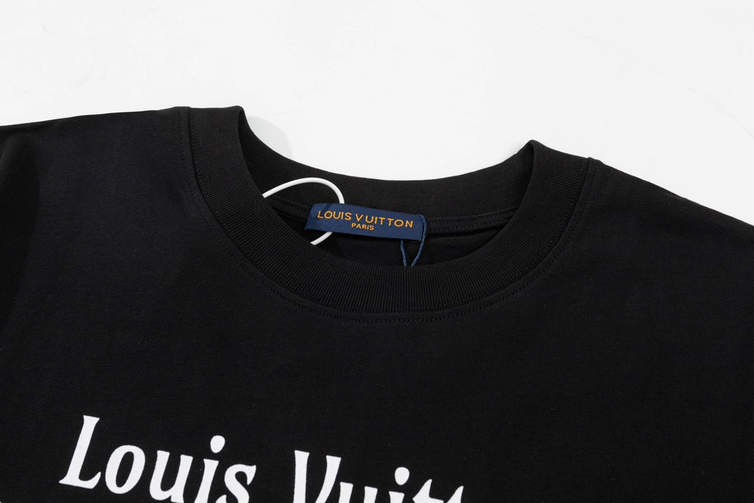 Camiseta con estampado de letras en la parte delantera y trasera