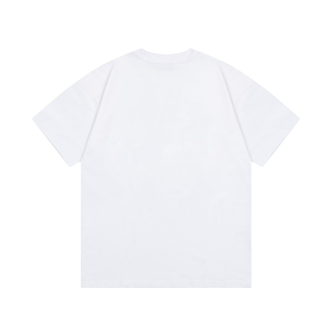 Camiseta con bordado de metal
