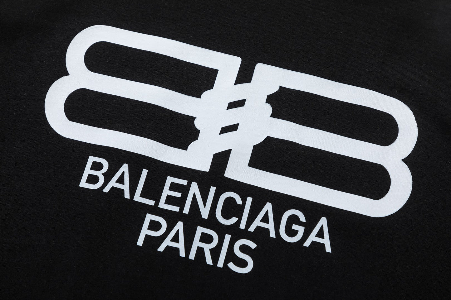 Camiseta clásica con estampado de doble B
