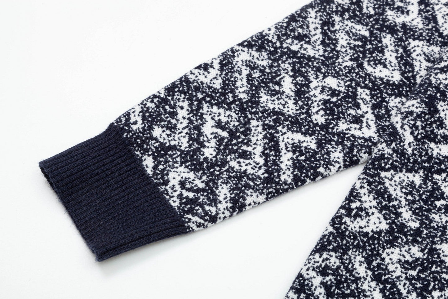 Suéter jacquard con estampado integral