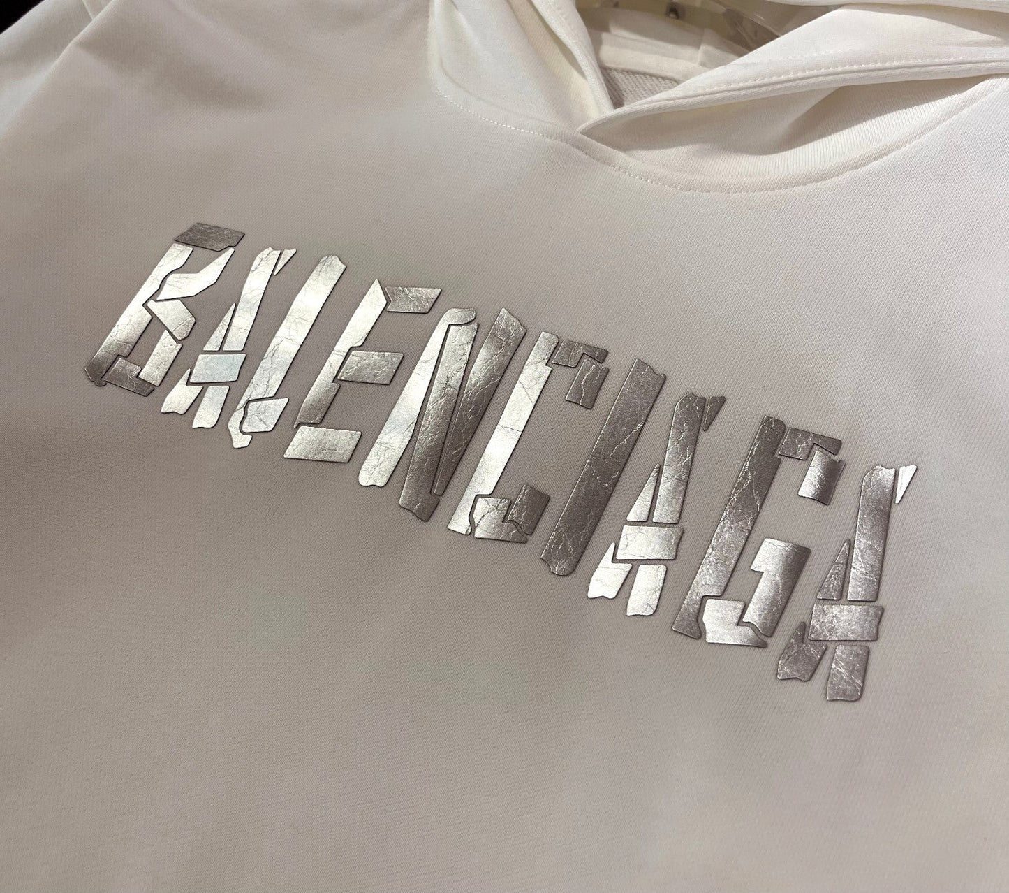 Sudadera con capucha clásica con estampado de letras