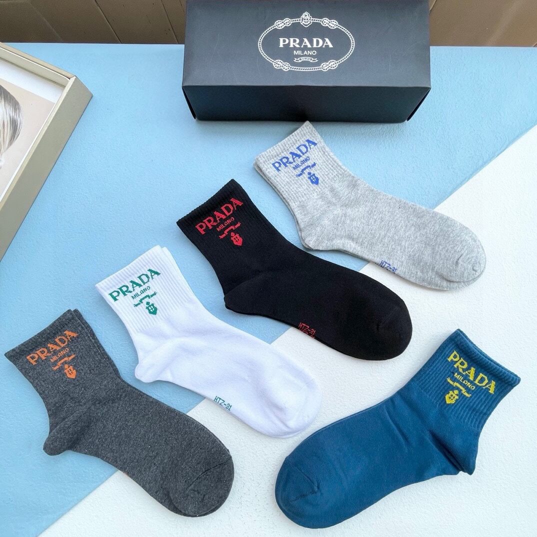 Calcetines con estampado de letras