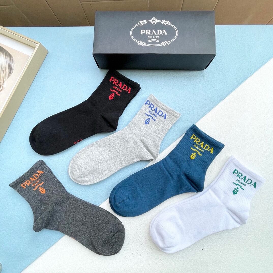 Calcetines con estampado de letras