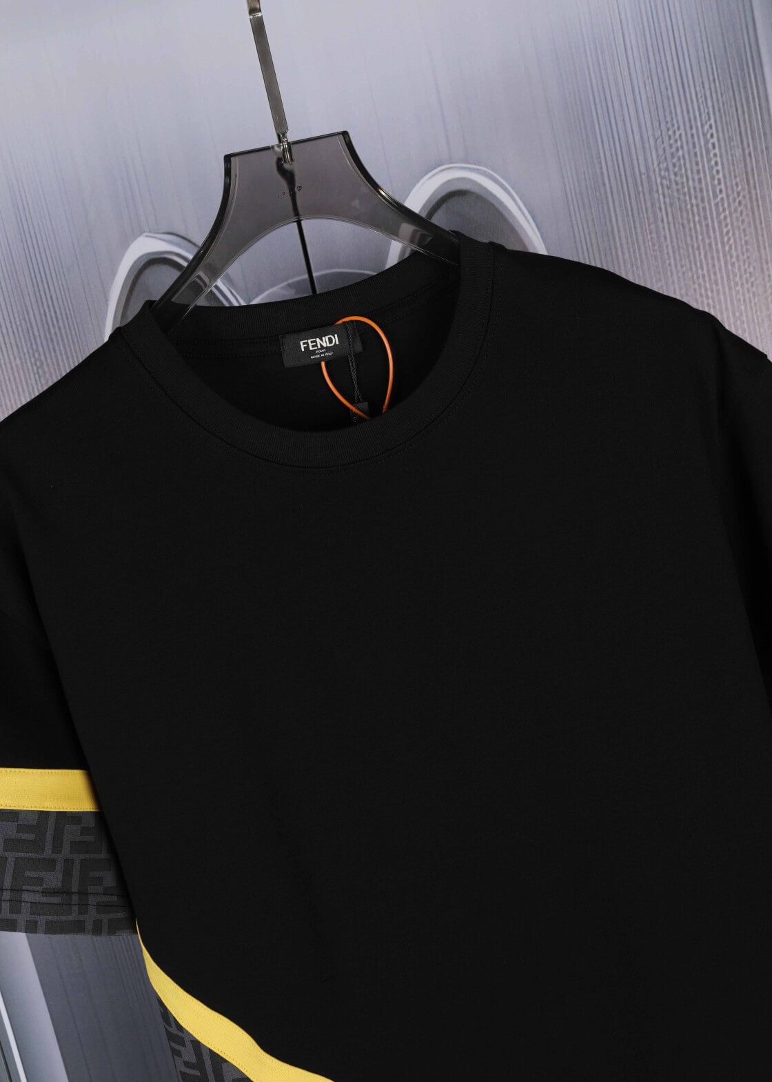 Camiseta con costuras en bloques de color