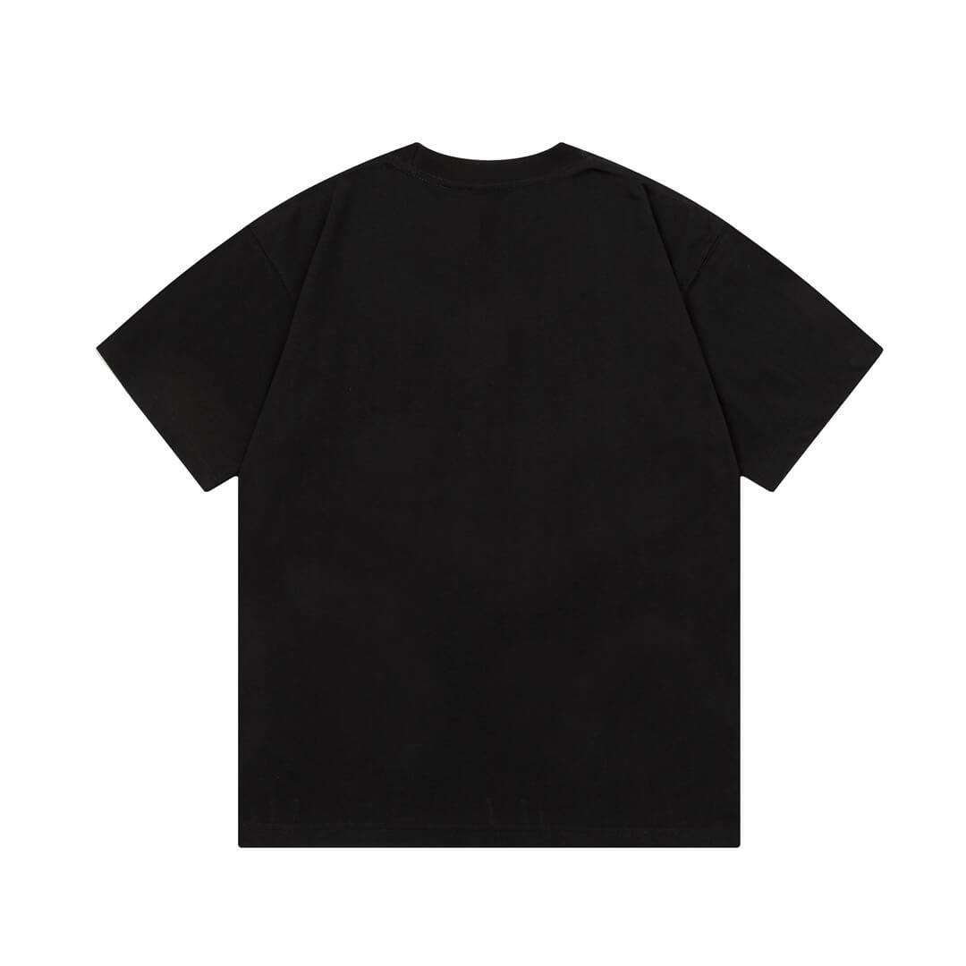 Camiseta con estampado de letras múltiples