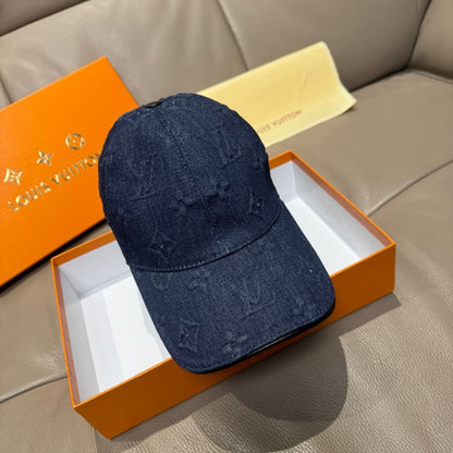 Gorra de béisbol de mezclilla en relieve