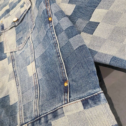 Veste à carreaux très populaire