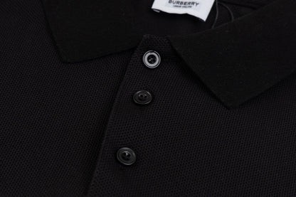 Camiseta polo con bordado de caballo de guerra a rayas
