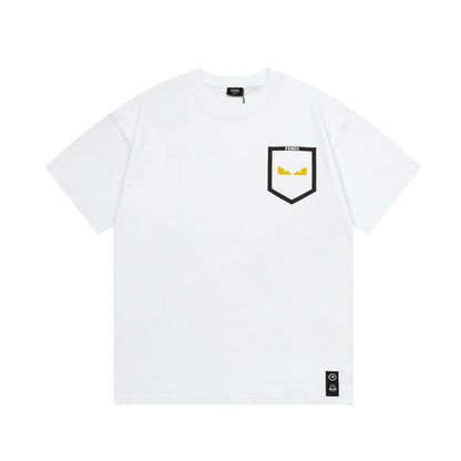 Camiseta con estampado de bolsillo