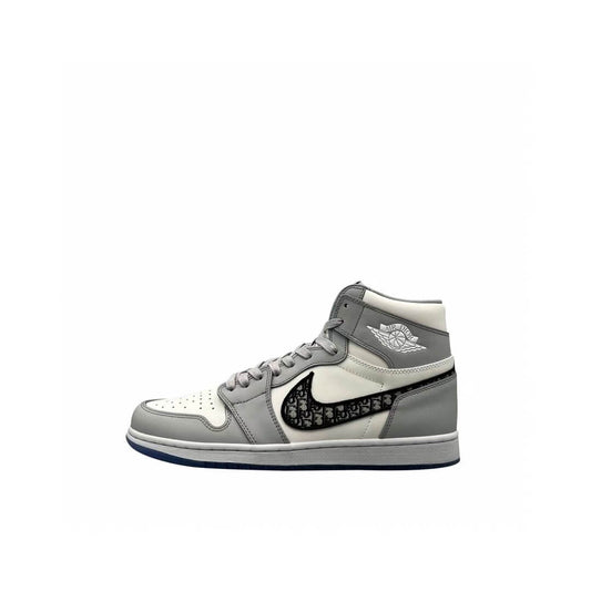 New High-Top Sneaker