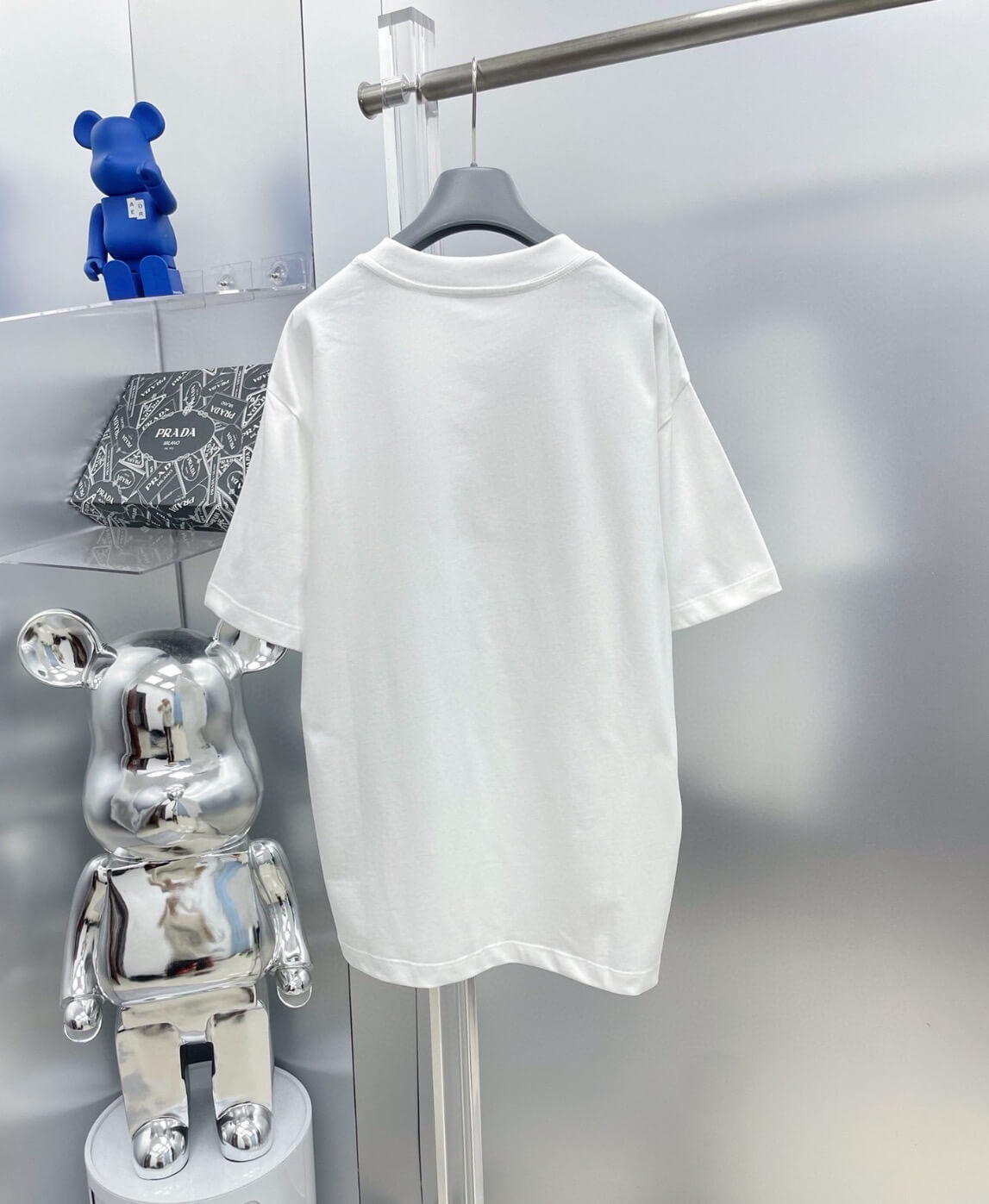 Nouveau t-shirt brodé