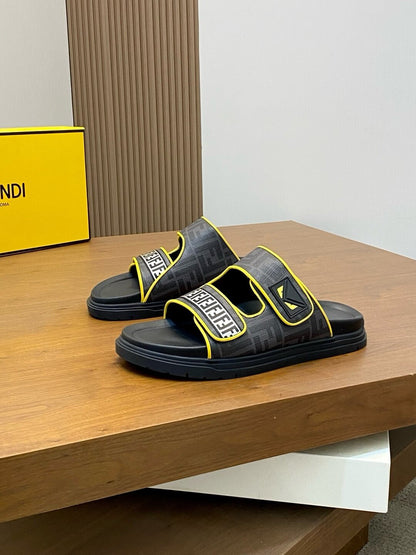 Pantuflas con estampado de ojos y estampado F