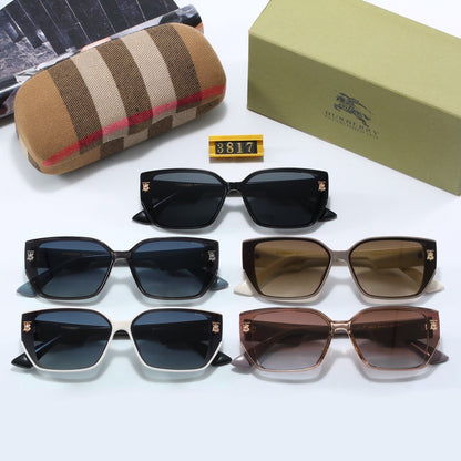 Gafas de sol con montura cuadrada