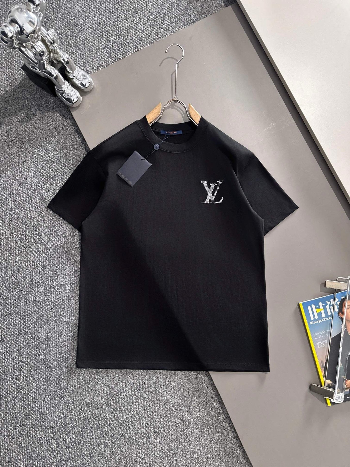 Nouveau t-shirt tendance brodé