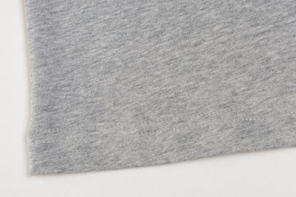 Camiseta con bordado de conejo
