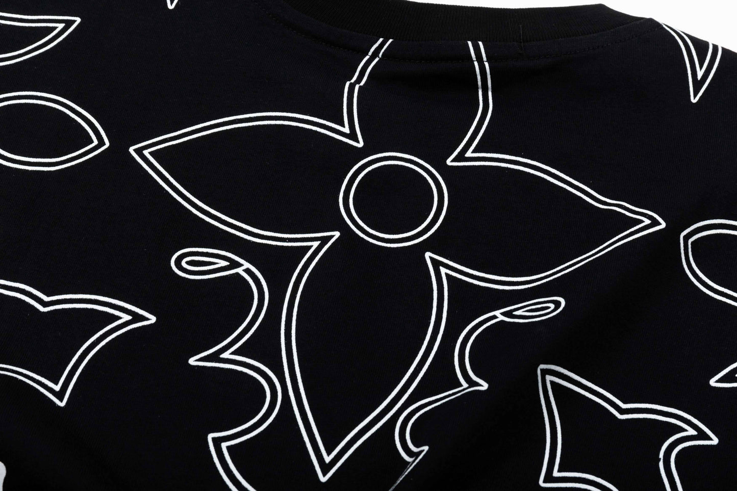 Camiseta de rayas con estampado completo