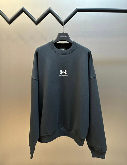 Sweat-shirt à manches superposées artificielles