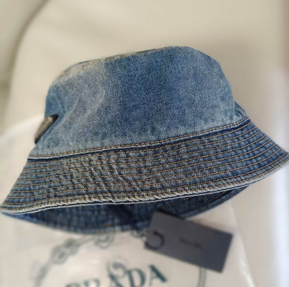 Sombrero de pescador de mezclilla con patrón clásico