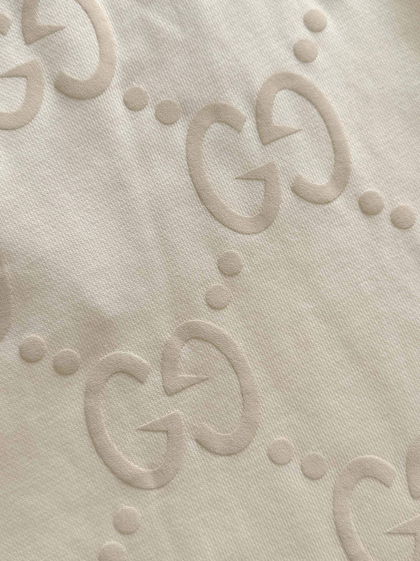 Pantalones cortos con bolsillo de parche y estampado integral