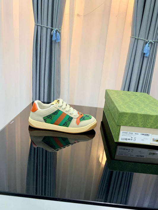 Green Double-G Design Sneakers