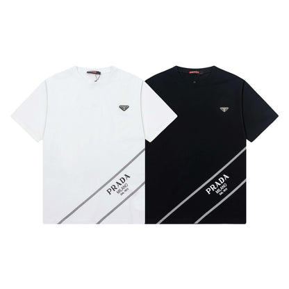 Camiseta clásica con estampado de triángulos