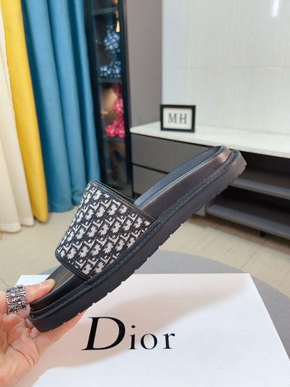 Zapatillas de piel jacquard