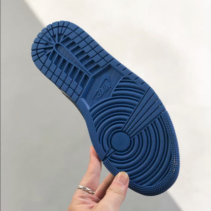Zapatillas bajas con bloques de color negro y azul