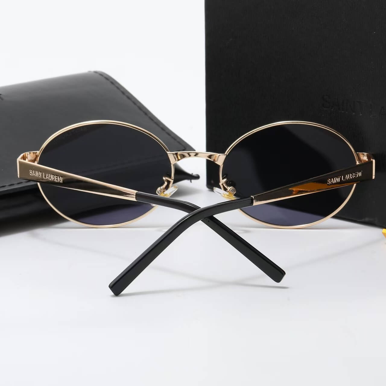 Gafas de sol clásicas y elegantes con montura redonda