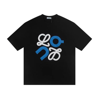 Camiseta con relieve 2025