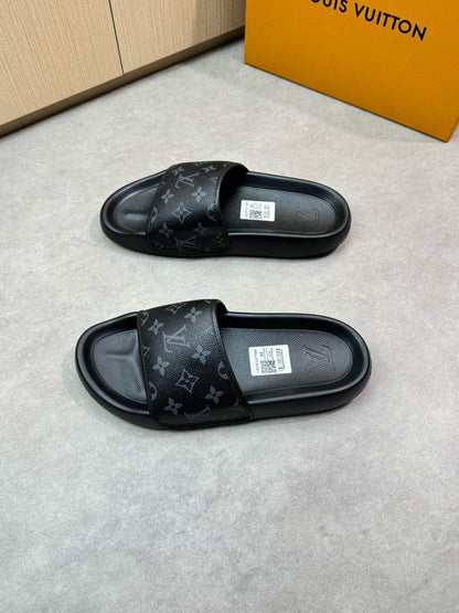 Pantuflas clásicas multicolor con estampado integral