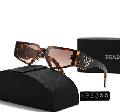 Gafas de sol modernas de estilo geek con montura completa