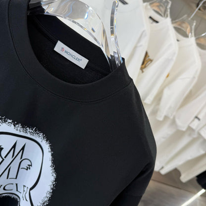 Camiseta con estampado clásico