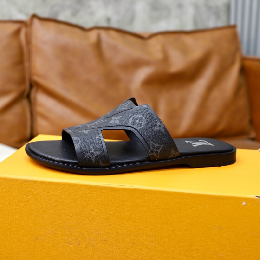 Chaussons noirs à imprimé intégral
