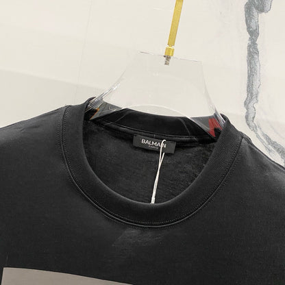 Camiseta con el alfabeto de París