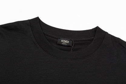 Camiseta con estampado de bolsillo