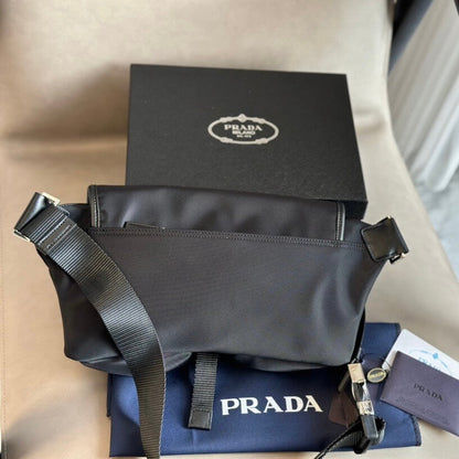 Bolso bandolera moderno con doble bolsillo