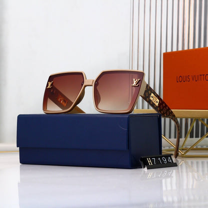 Gafas de sol retro con montura grande y patillas estampadas