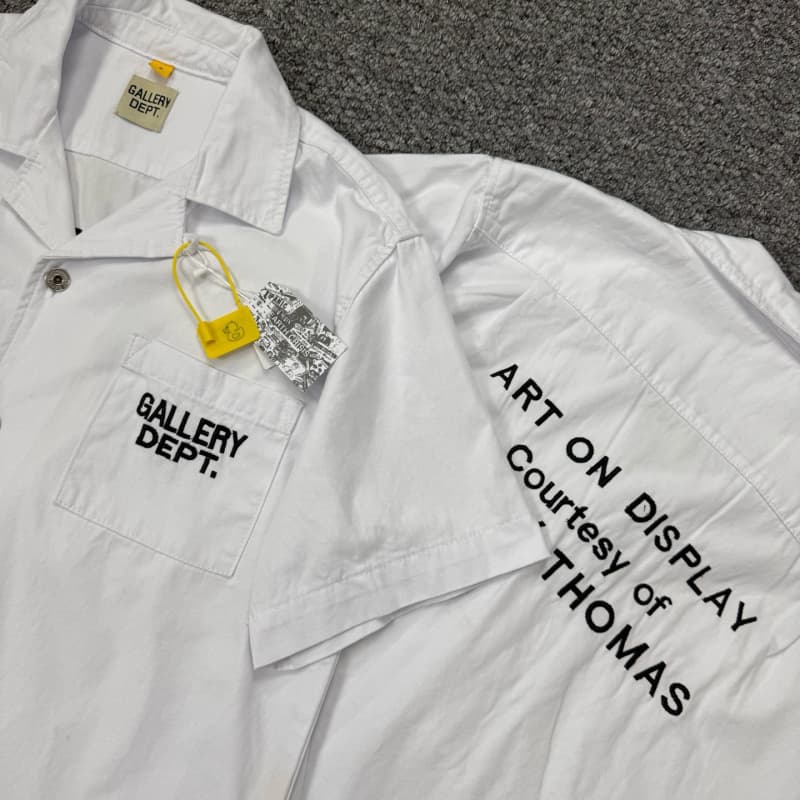 Camiseta vaquera blanca bordada 2025