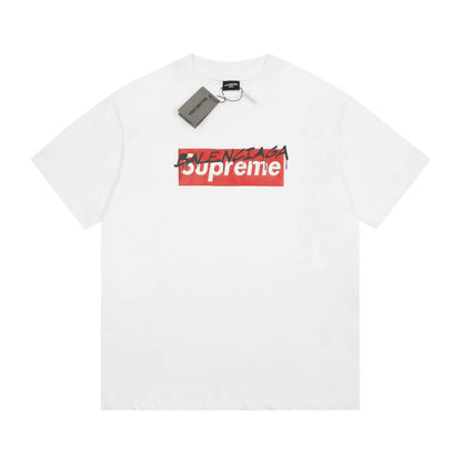 Camiseta clásica con estampado rojo