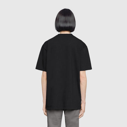 CAMISETA CON ESTAMPADO DE CUCHILLAS 