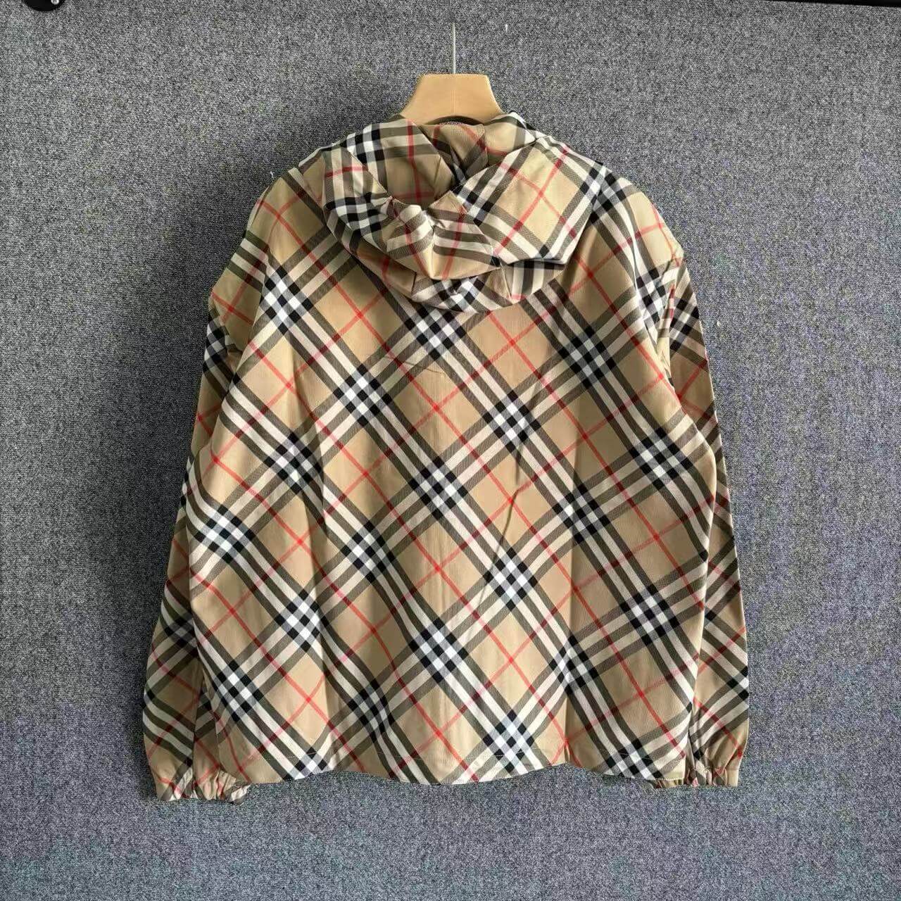 Chaqueta clásica de rayas de colores