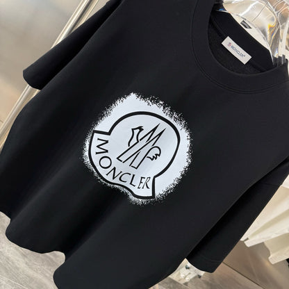 Camiseta con estampado clásico