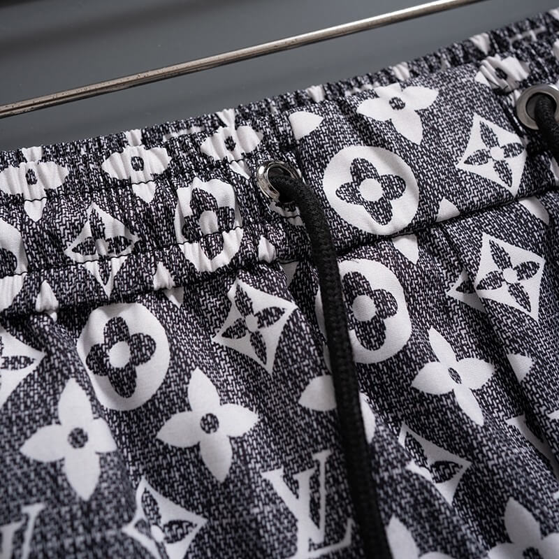 Shorts de playa con estampado completo