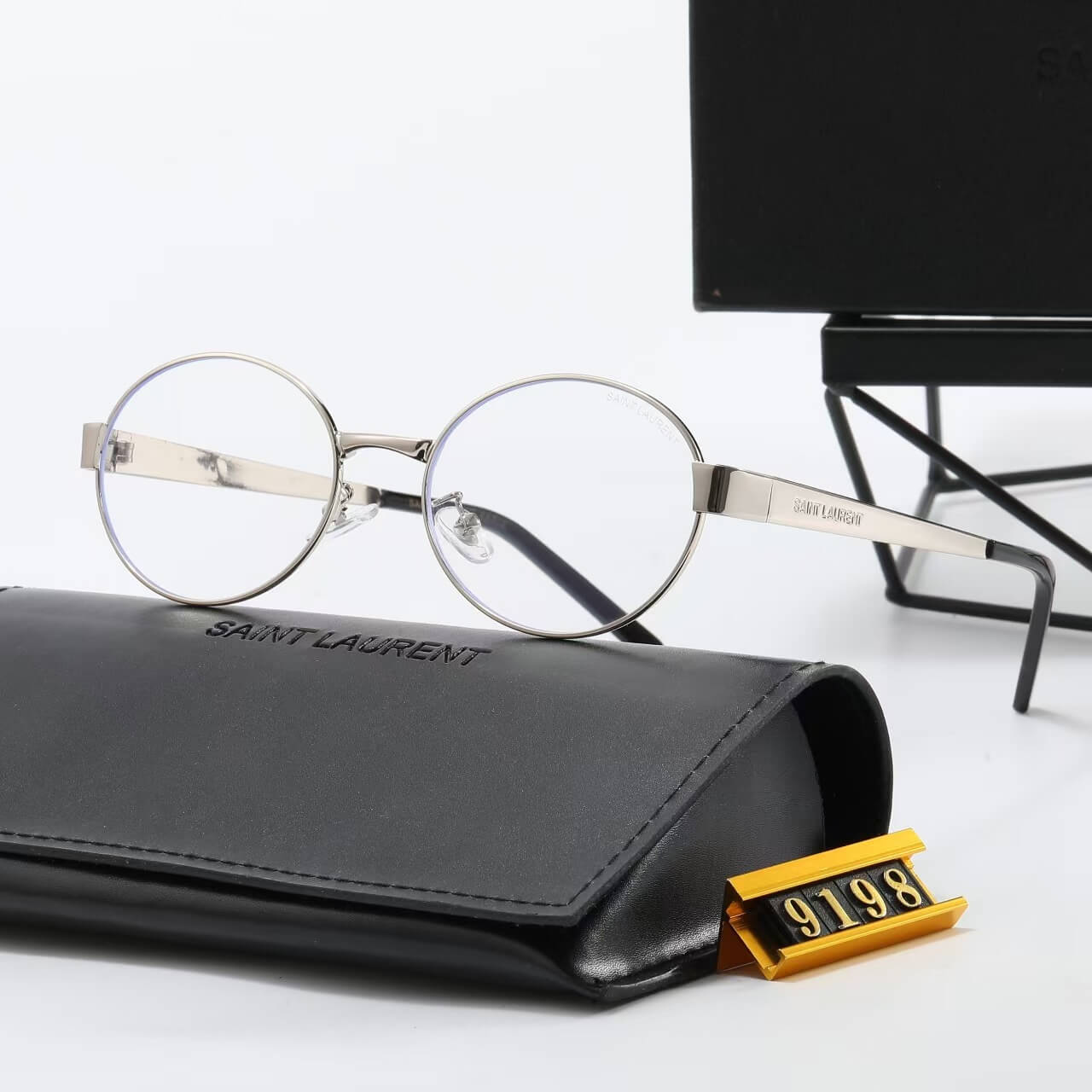 Gafas de sol clásicas y elegantes con montura redonda