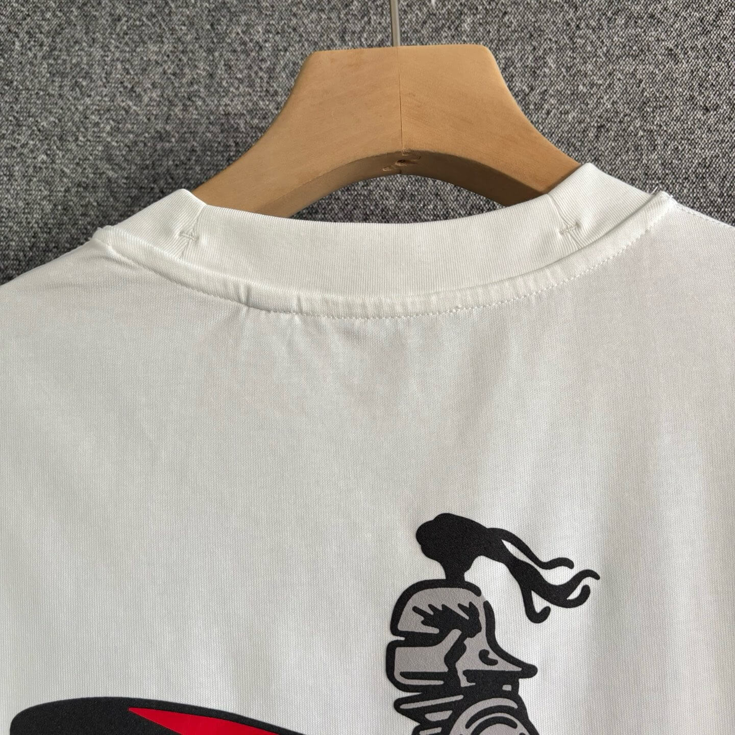 Camiseta con estampado de tabla de surf Big Rider