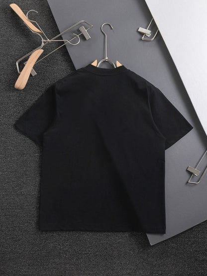 Camiseta con bordado de letras florales